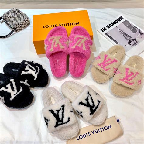 Louis Vuitton winter slippers